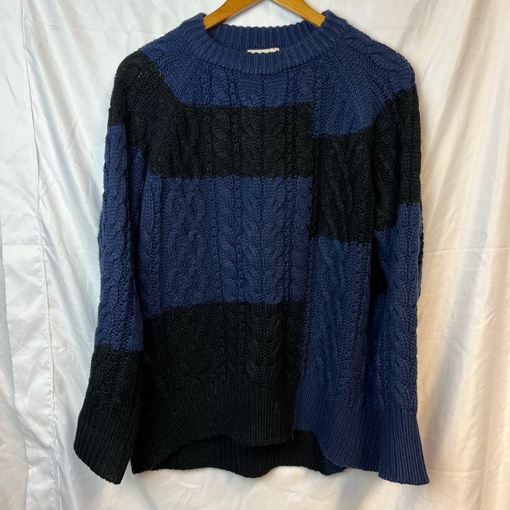 Tuckernuck Sweater Womens Size XS Black Blue Cable Knit Pullover Crewneck